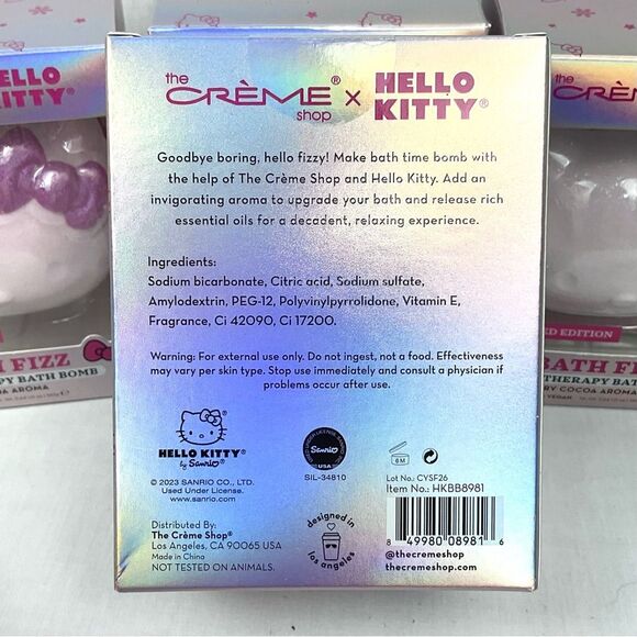 Hello Kitty Bath Bombs The Creme Shop Strawberry Cocoa Set of 4 New 3D Bath Fizz - Picture 4 of 5
